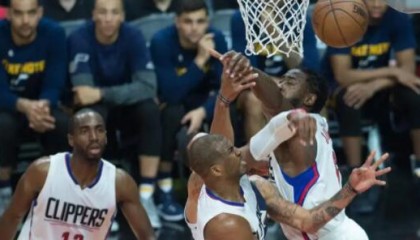  快船乔治复出首战砍下28+8+6  