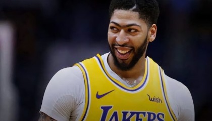  锡安28+15鹈鹕击溃开拓者  