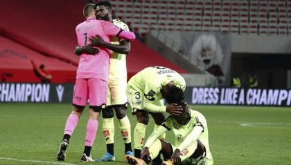  里尔防守固若金汤，法甲黑马零封对手登顶  