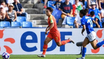  VAR争议判罚引发主帅集体炮轰  