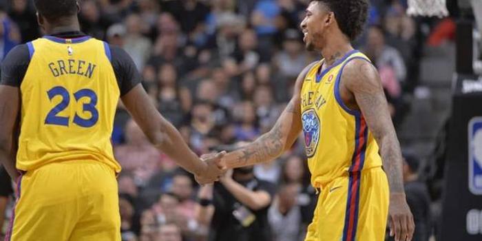  老鹰穆雷末节21分导演史诗级大逆转  